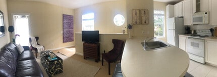 125 Danforth Dr, Unit 1 in Jupiter, FL - Foto de edificio - Building Photo