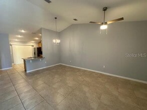 5 Llowick Ct in Palm Coast, FL - Building Photo - Building Photo