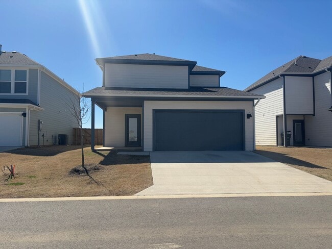 4802 W Planetree St in Fayetteville, AR - Building Photo - Building Photo