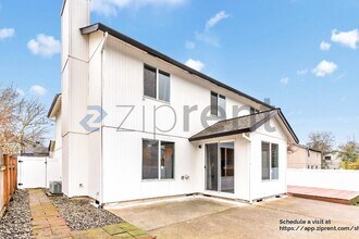 20277 SW Jay St in Aloha, OR - Building Photo - Building Photo