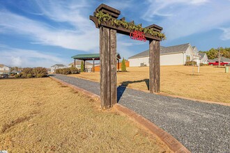 112 Walking Stick Wy in Pelzer, SC - Building Photo - Building Photo