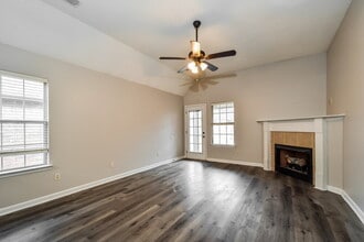 8238 Regal Bend Dr in Olive Branch, MS - Building Photo - Building Photo