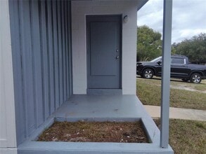867 Chippendale St in Deltona, FL - Building Photo - Building Photo