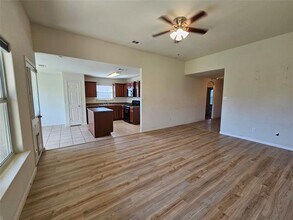629 Lazy Crest Dr in Fort Worth, TX - Building Photo - Building Photo