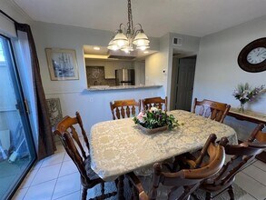 5933 Harvest Hill Rd in Dallas, TX - Building Photo - Building Photo