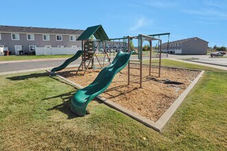 237 W 1950 N in Harrisville, UT - Building Photo - Building Photo