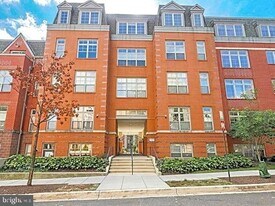 150 V St NW, Unit V304 in Washington, DC - Building Photo