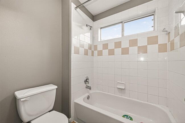 property at 2810 Shadow Canyon Ln