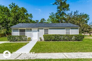 1533 Raven Dr S in Jacksonville, FL - Building Photo