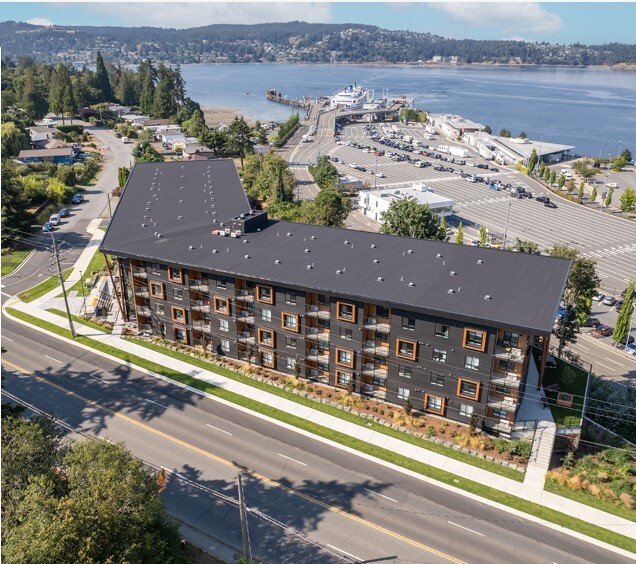 The Regatta in Nanaimo, BC - Building Photo