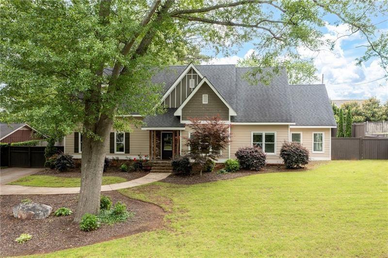 2356 Pinkney Dr in Marietta, GA - Building Photo