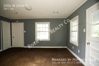 2004 W 24th Ave in Pine Bluff, AR - Building Photo - Building Photo
