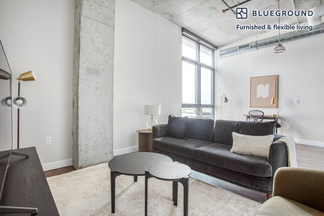 1346 4th St SE-Unit -FL9-ID328 in Washington, DC - Building Photo