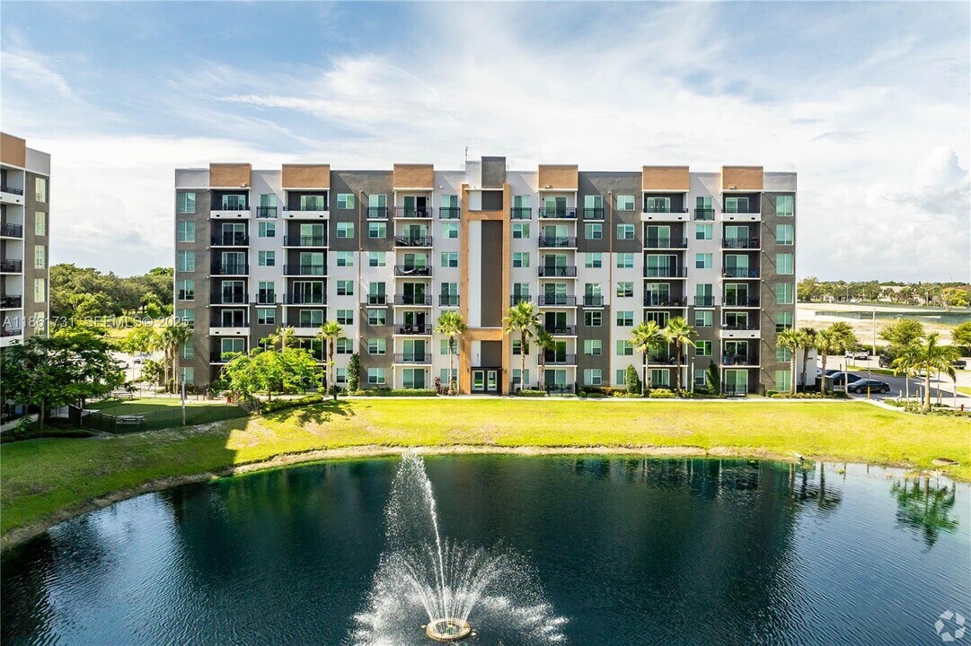 19273 NW 27th Ave in Miami Gardens, FL - Building Photo