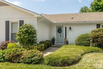 108 Surfside Rd in Mooresville, NC - Building Photo - Building Photo