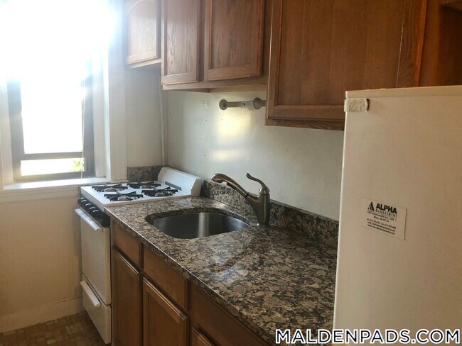 17-19 Washington St., Unit 103 in Malden, MA - Building Photo - Building Photo