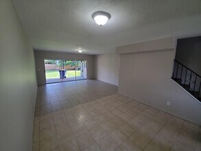 2984 SE Bonita St in Stuart, FL - Foto de edificio - Building Photo