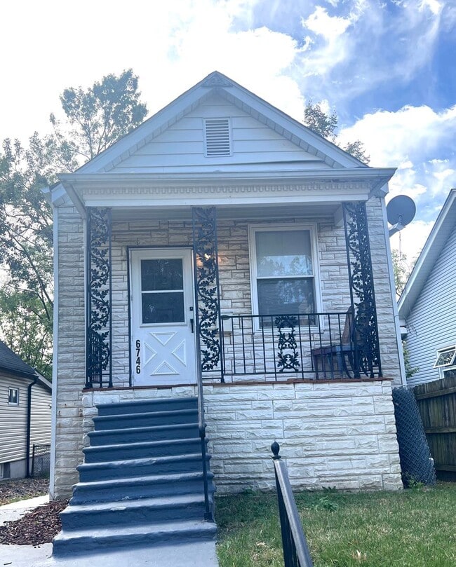 property at 6746 Nashville Ave