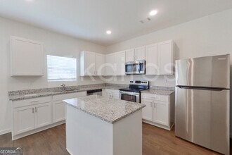 135 Dudley Wy in Cartersville, GA - Building Photo - Building Photo