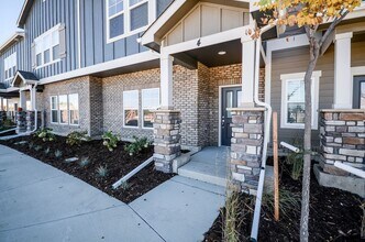 3836 Manhattan Ave in Fort Collins, CO - Building Photo - Building Photo