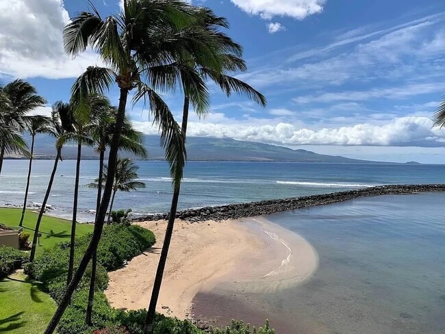 property at 30 Hauoli St