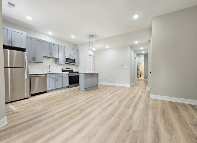 property at 428 W Belden Ave