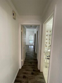 2425 Augusta Dr photo'