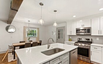 2129 Kensington Gates Dr NW in Kennesaw, GA - Building Photo - Building Photo