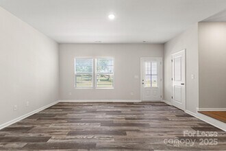 117 Dogwood Vlg Trl in Mooresville, NC - Foto de edificio - Building Photo