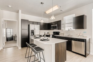 Park Hill 4000 in Denver, CO - Building Photo