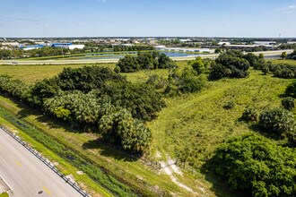 EKOS on Evans in Ft. Myers, FL - Building Photo - Building Photo