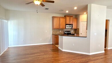 597 52nd Ave N in St. Petersburg, FL - Building Photo - Building Photo