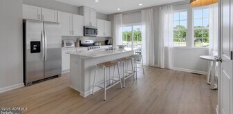 10 Baybreeze Dr in Ocean Township, NJ - Building Photo