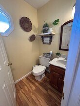 304 Lynns Way in Yorktown, VA - Building Photo - Building Photo