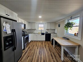 208 W Main St in Lawndale, NC - Building Photo - Building Photo