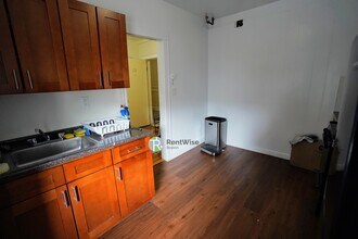 1630 Commonwealth Ave in Boston, MA - Building Photo - Building Photo