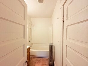 14 Coomes St in Springfield, MA - Building Photo - Building Photo