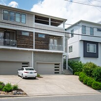 1002A Southside Ave in Nashville, TN - Building Photo