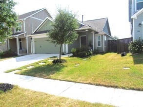 308 Majestic Cedar Ct in Liberty Hill, TX - Foto de edificio - Building Photo