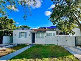 5430 SW 7th St in Coral Gables, FL - Building Photo