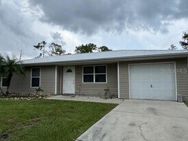 5436 Stokes St in Port Charlotte, FL - Building Photo