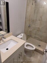 7241 Second Line W in Mississauga, ON - Building Photo - Building Photo