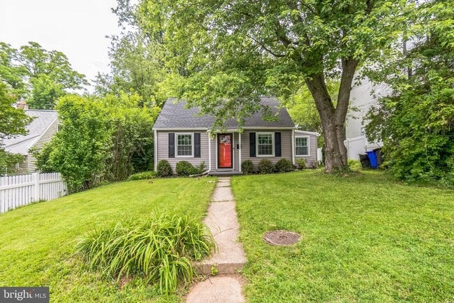 property at 10904 Devin Pl