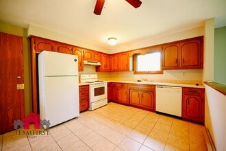 488 S Good Hope Rd in De Pere, WI - Building Photo - Building Photo