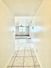 3910 Crystal Lake Dr in Pompano Beach, FL - Building Photo - Building Photo