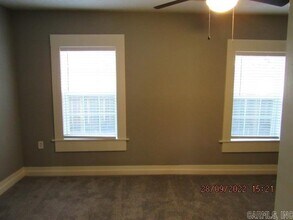 521 Grove St in Conway, AR - Building Photo - Building Photo