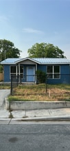 811 Brunswick Blvd in San Antonio, TX - Building Photo - Building Photo