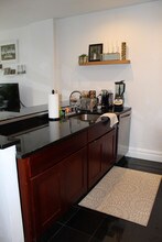 154 Washington Ave-Unit -2F in Brooklyn, NY - Foto de edificio - Building Photo
