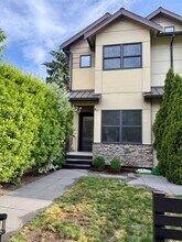 62 W Etruria St in Seattle, WA - Building Photo - Building Photo