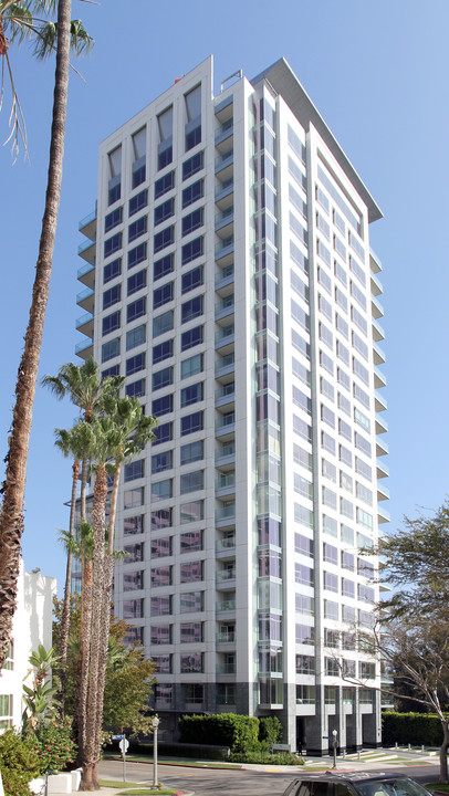 Beverly West in Los Angeles, CA - Building Photo